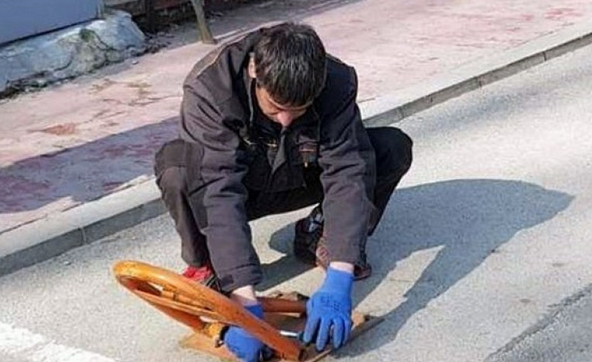 Шофьори масово поставят незаконни антипаркинг съоръжения в София