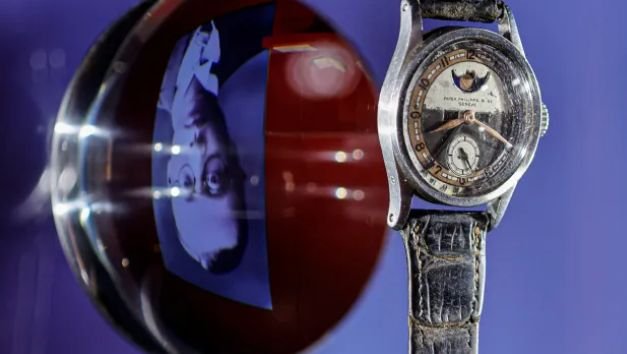 Часовникът на последния китайски император беше продаден за над 5 млн. долара