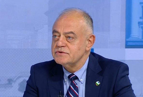 Съпредседателят на ДБ Атанас Атанасов катастрофира в Русе