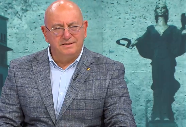 Емил Димитров - Ревизоро: Казах на Мария Габриел, че ще получи три не-та - няма да бъде еврокомисар, няма да бъде премиер и няма да има собствен кабинет