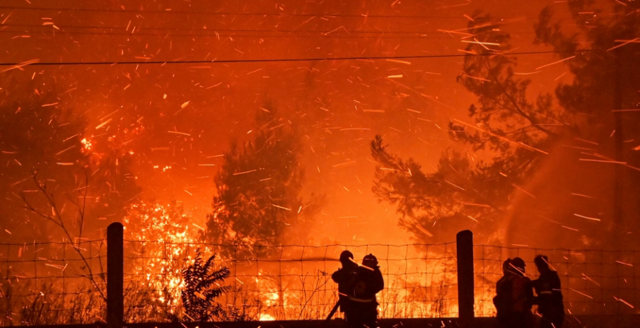 Пожар обхвана сграда в центъра на Сидни