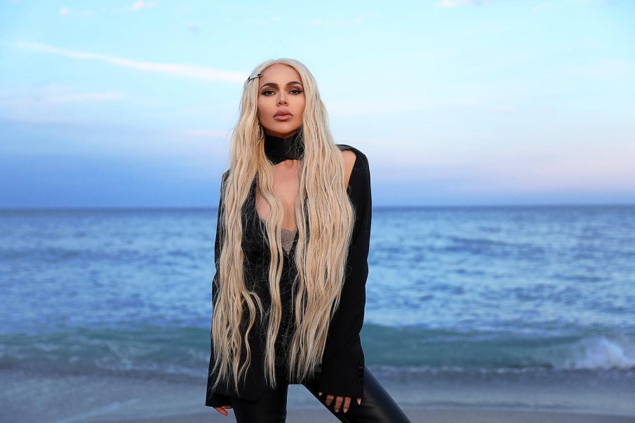 Алисия заби турско гадже