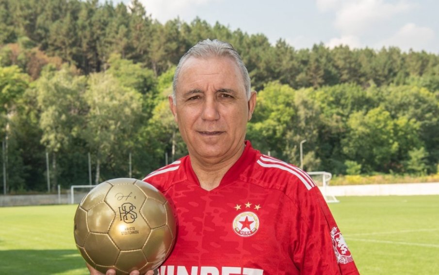 Стоичков се зарадва на наградата Букър: Още една Златна топка за България!