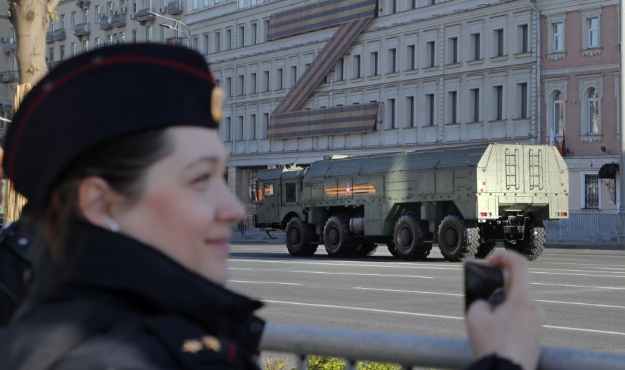 Русия коригира мерника си с бойни компютри „Стрелец“
