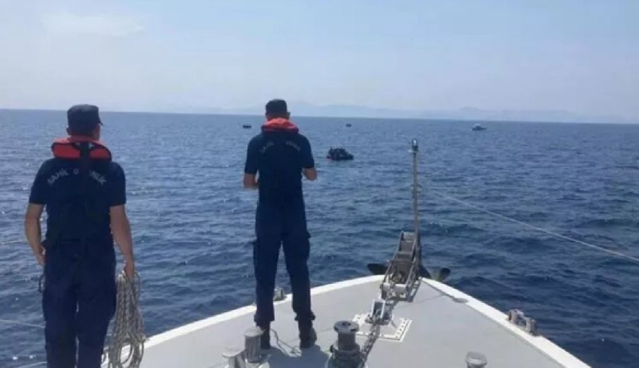 Турската брегова охрана спаси 84 мигранти край Кушадасъ