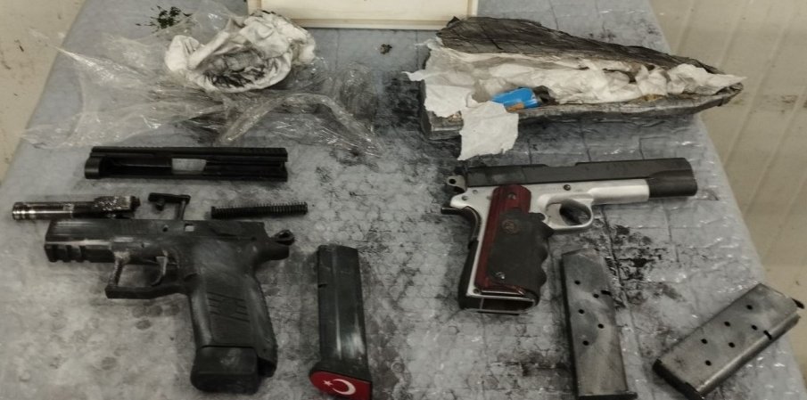 Съдят турчин за контрабанда на пистолети