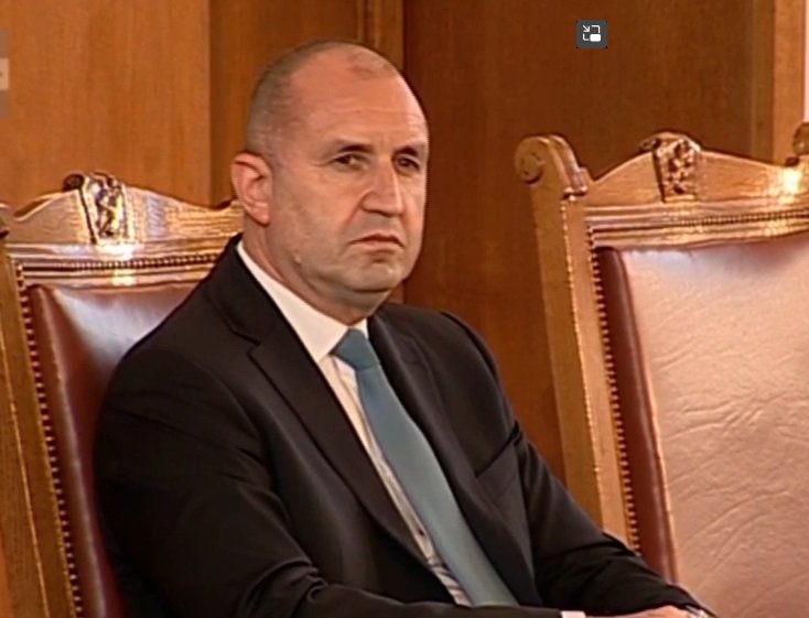 Радев наложи вето върху отделянето на НСлС от прокуратурата