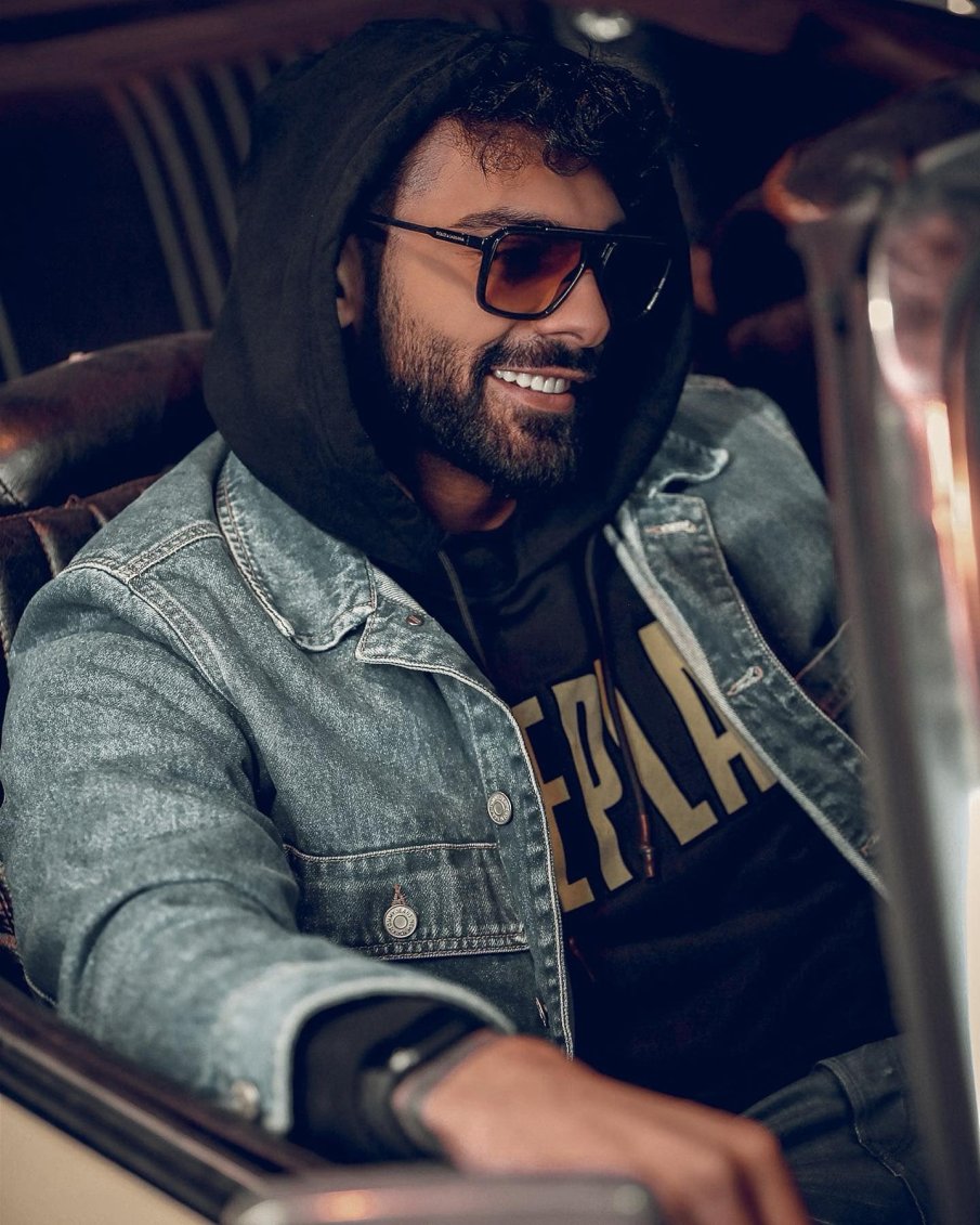 Меди си докарва по 120 бона на месец