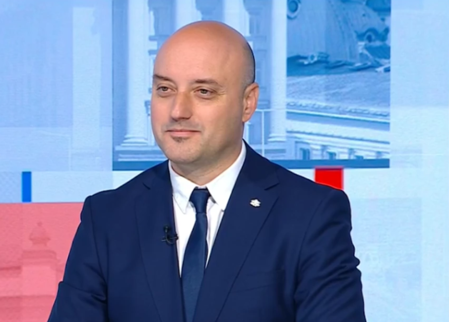 Мъжката секретарка на Бойкикев: Благодаря на членовете на ВСС, че ме изтърпяха, интересно е какво кара Гешев да търси връзка с парламента