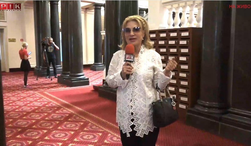 САМО В ПИК TV: Депутатите опрени до стената заради скандалите с правителството и искането за отстраняване на Гешев (ОБНОВЕНА)