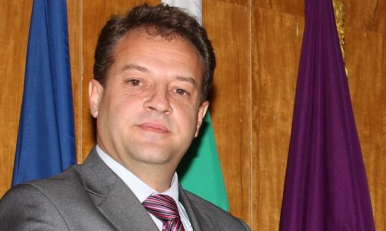 НСОРБ настоява МФ да предвиди средства в общинските бюджети за почистване на речните корита