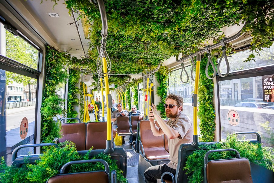 ОПИТ ОТ БЕЛГИЯ: Пуснаха трамвай-градина (СНИМКИ)