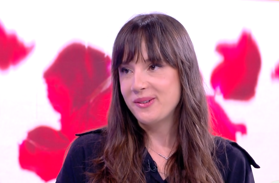 Елена от Ергенът: Вълната от любов ме залива