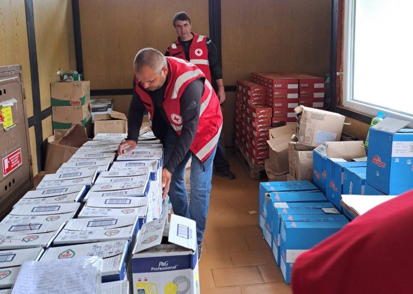 БЧК прати помощ за засегнатите от наводненията