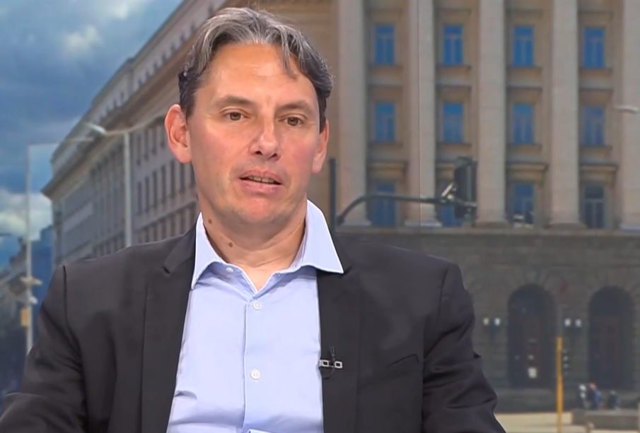 Доц. Пандов от ППДБ: Ние не искаме да се стигне до разрив в сглобката с ГЕРБ