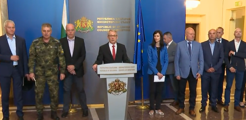 Денков и Габриел с първи коментар за напредването на Вагнер към Москва