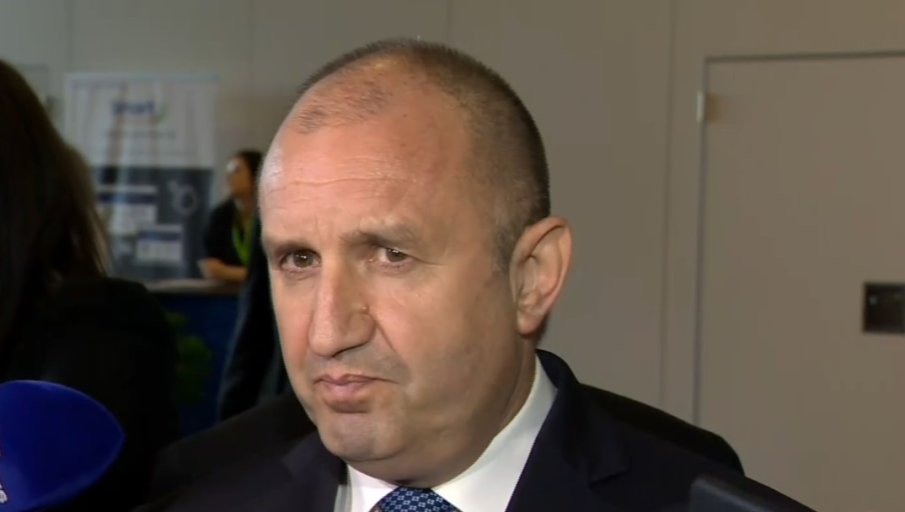 Радев зове евролидерите: Влизането на Скопие в ЕС да не става на база лобистка политика