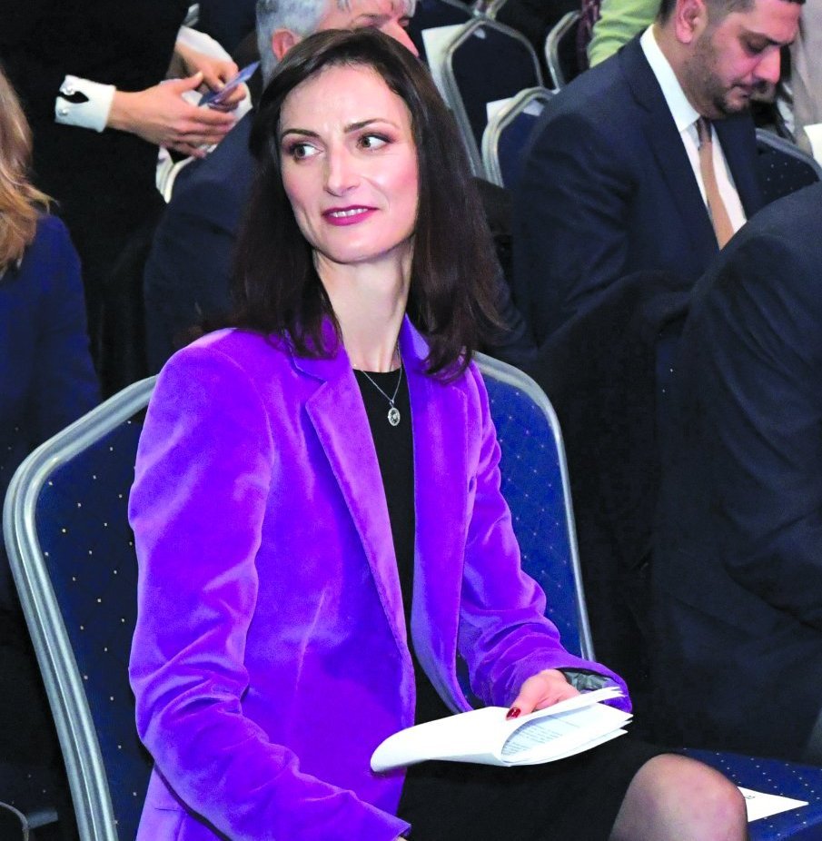 Габриел участва в среща в Бриндизи за регионалното сътрудничество и Европейския коридор №8