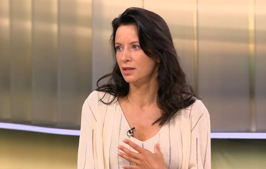 Яна Маринова: Когато прикриваш с пошлост изкуството, ще го превърнеш в халтура