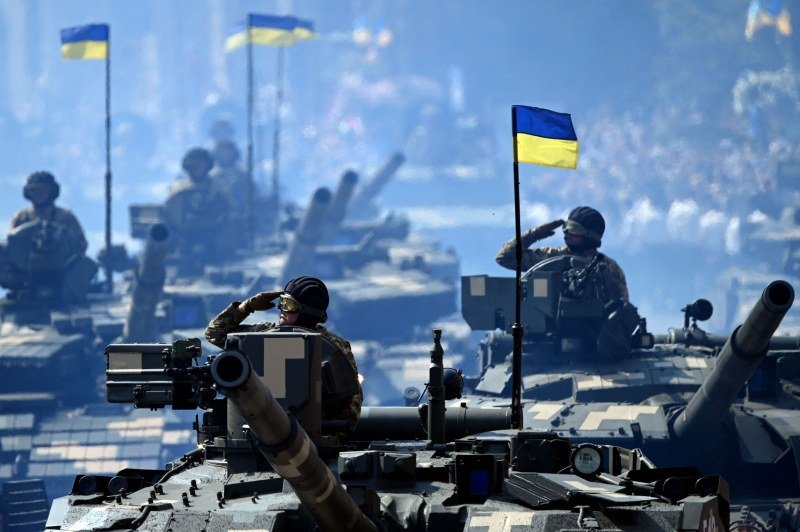 Ройтерс: САЩ подготвят нов пакет от 400 милиона военна помощ за Украйна