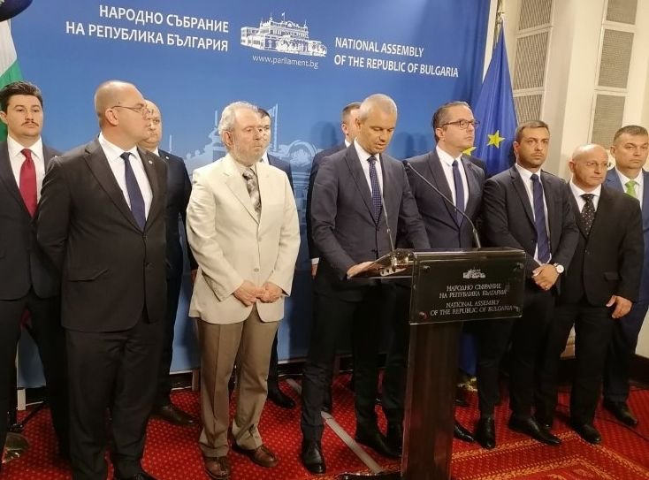 Възраждане влиза в битката за БНБ със свой кандидат за управител (ВИДЕО)