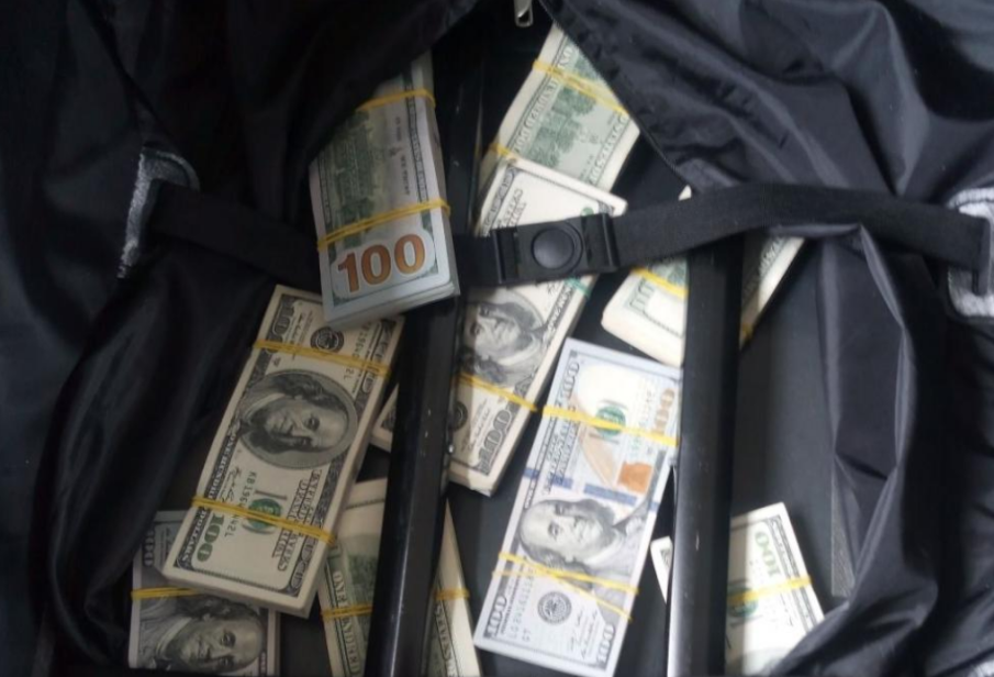 Откриха недекларирана валута за над 700 000 лв. на „Дунав мост“ 2