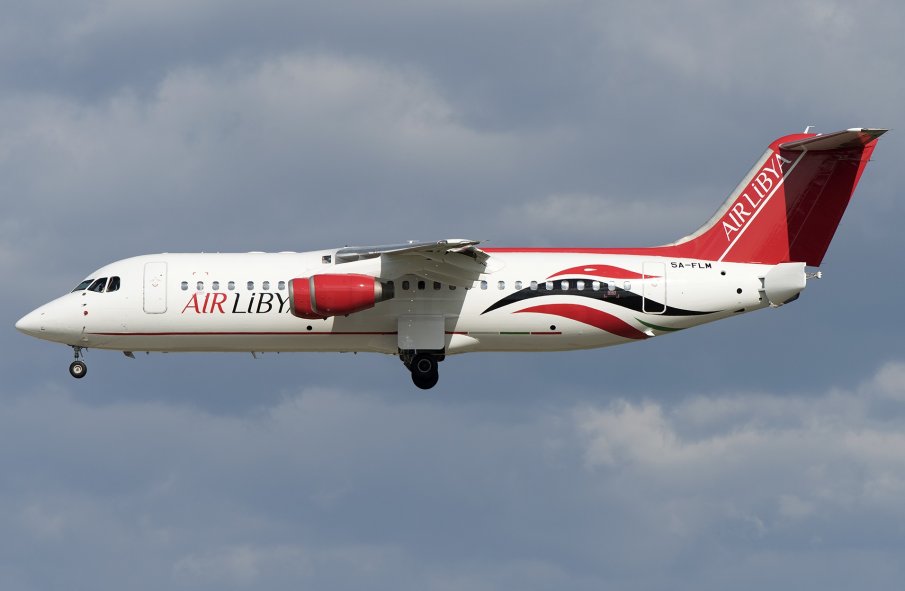 След 10-годишна забрана: Италия разреши отново на либийски самолети да летят над страната