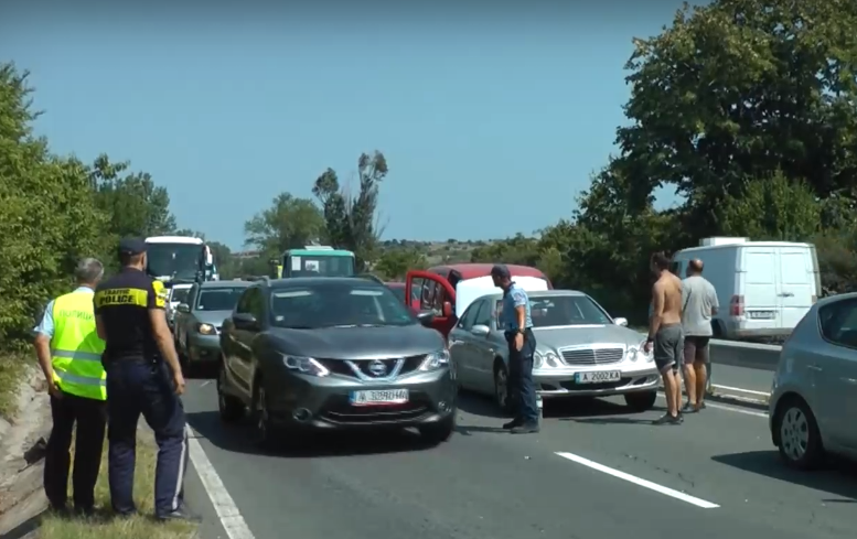 Катастрофа на магистрала „Тракия“, има ранени