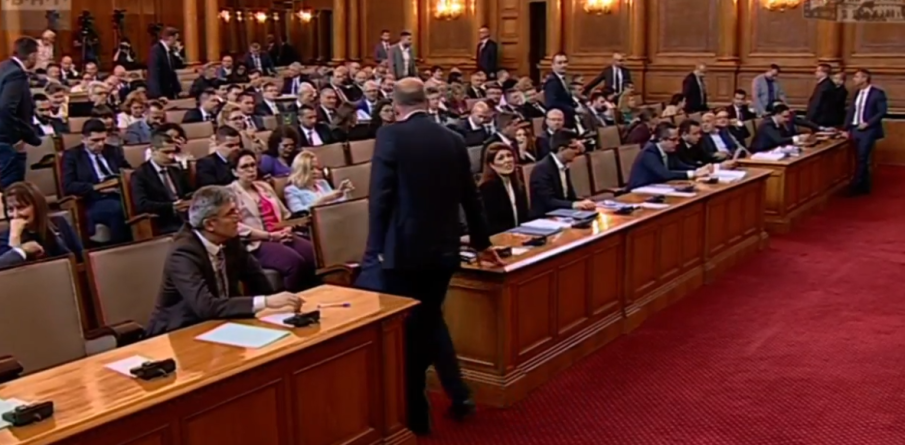 ПЪРВО В ПИК TV! Депутатите решиха да работят до приемане на бюджета, но без излъчване по БНТ и БНР