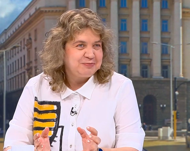 Доц. Киселова: Ако засегнат правомощията на Радев с промените в Конституцията, той ще сезира КС