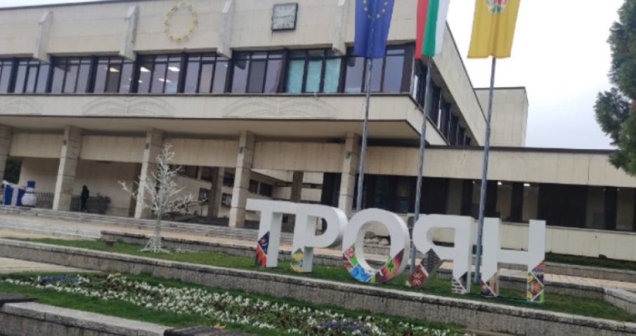 Откриват паметник на Васил Левски в Троян