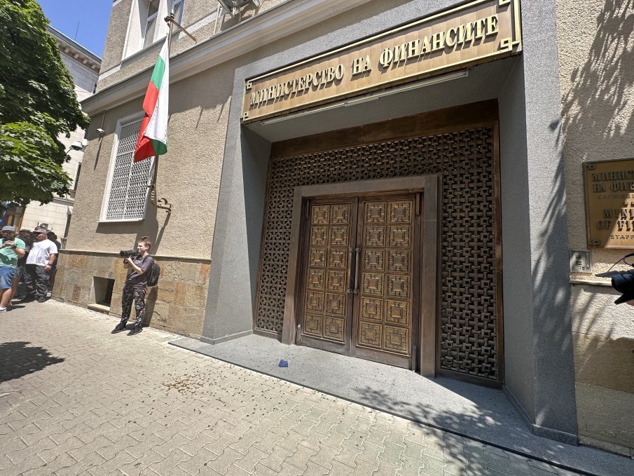 Добавяме нов дълг от още 200 млн. лева