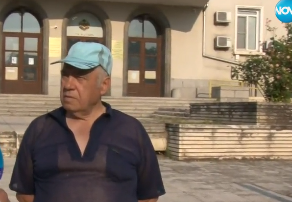 Изгониха протестиращи от съда в Стара Загора