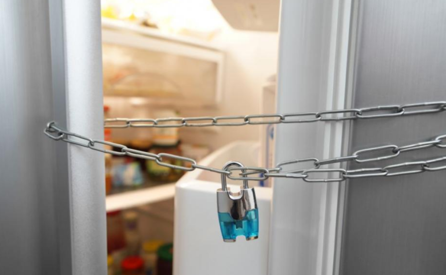 Полицията откри три вида дрога в хладилника на квартира в Созопол