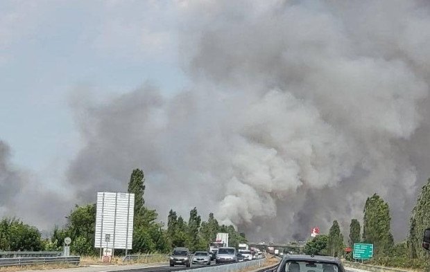 Големият пожар до Тракия край Пловдив e локализиран и овладян