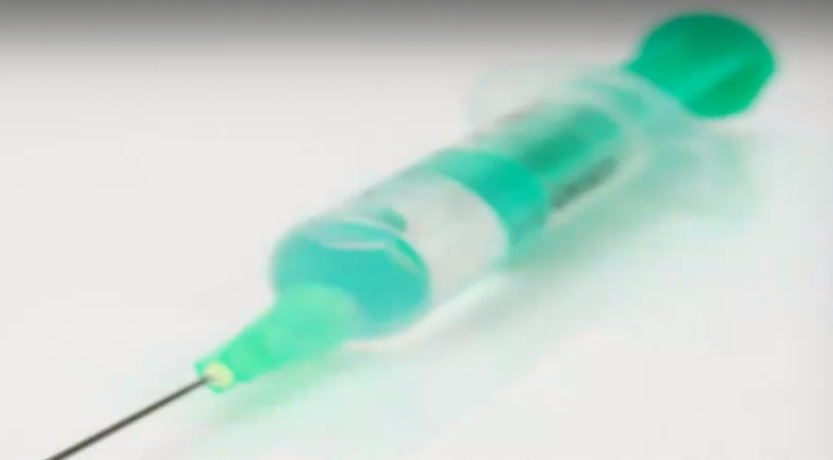 Иззеха спринцовки с метадон от 76-годишна жена