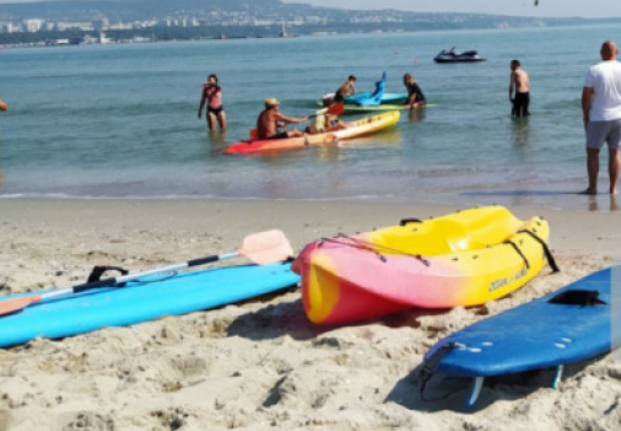 Безплатен сърф за деца със специални потребности във Варна