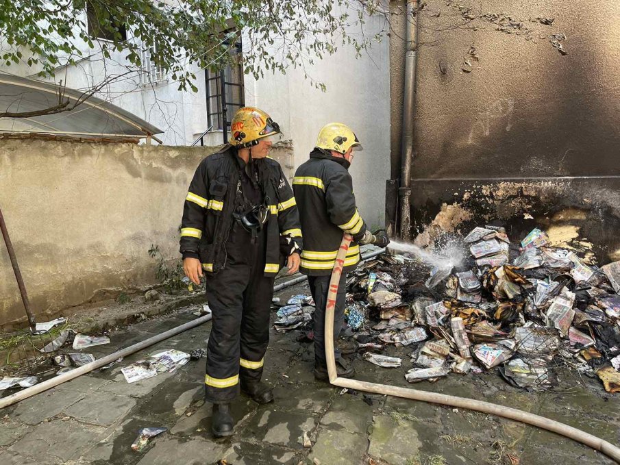 Предотвратиха голям пожар в центъра на София след сигнал на шефа на СОС (СНИМКИ/ВИДЕО)