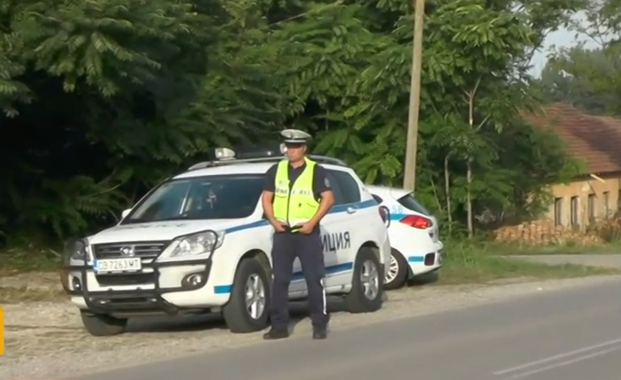 Задържаха моториста, прегазил полицай във Врачанско