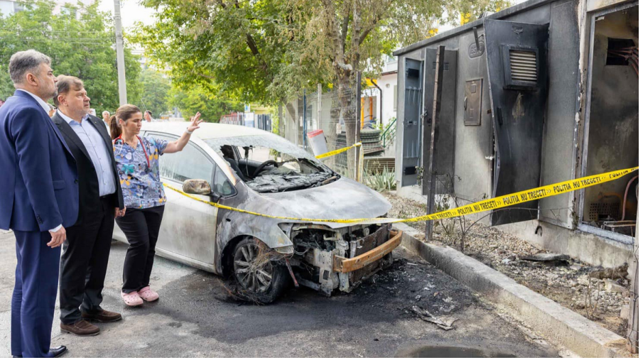 Евакуираха 120 деца заради пожар в двора на болница в Букурещ