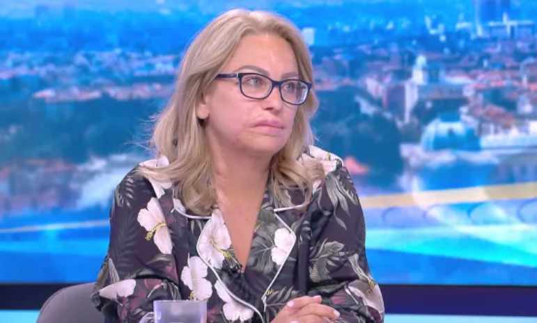 Залятата с киселина Мария Бонева: Момичето с 400 шева може и да не се възстанови психически Залятата с киселина Мария Бонева: Момичето с 400 шева може и да не се възстанови психически