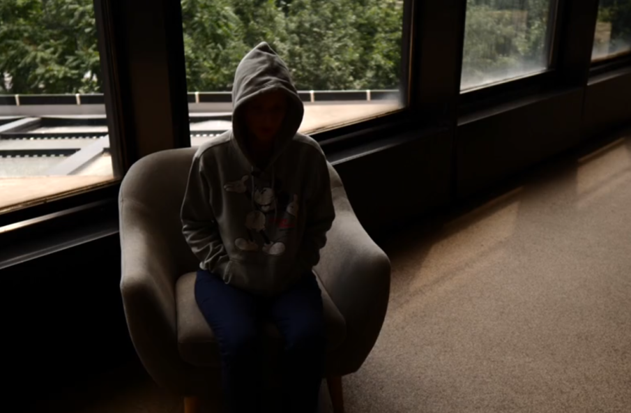 ПОРЕДНАТА ЖЕРТВА НА НАСИЛИЕ: Към кого да се обърна, след като държавата ми обръща гръб