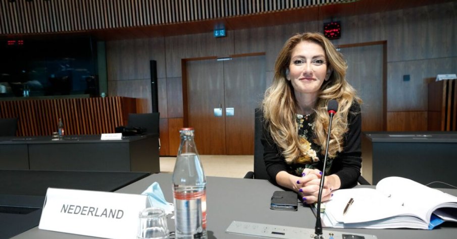 Имигрантка от Турция ще е новият премиер на Нидерландия