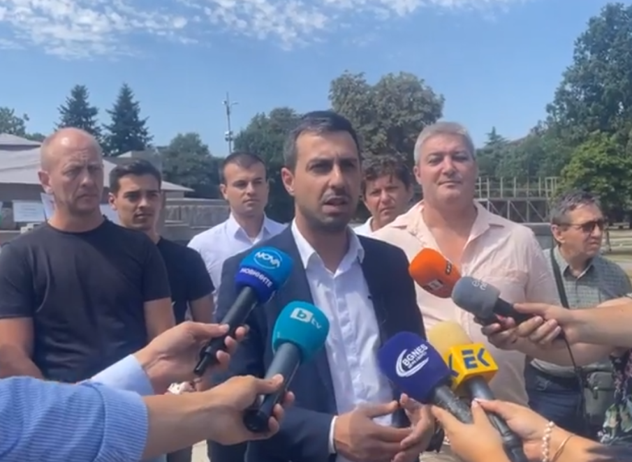 Възраждане: Не слагаме под общ знаменател всички фенове на Левски