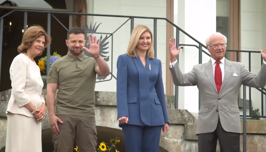 Кралят и кралицата на Швеция приеха Зеленски и съпругата му (ВИДЕО)