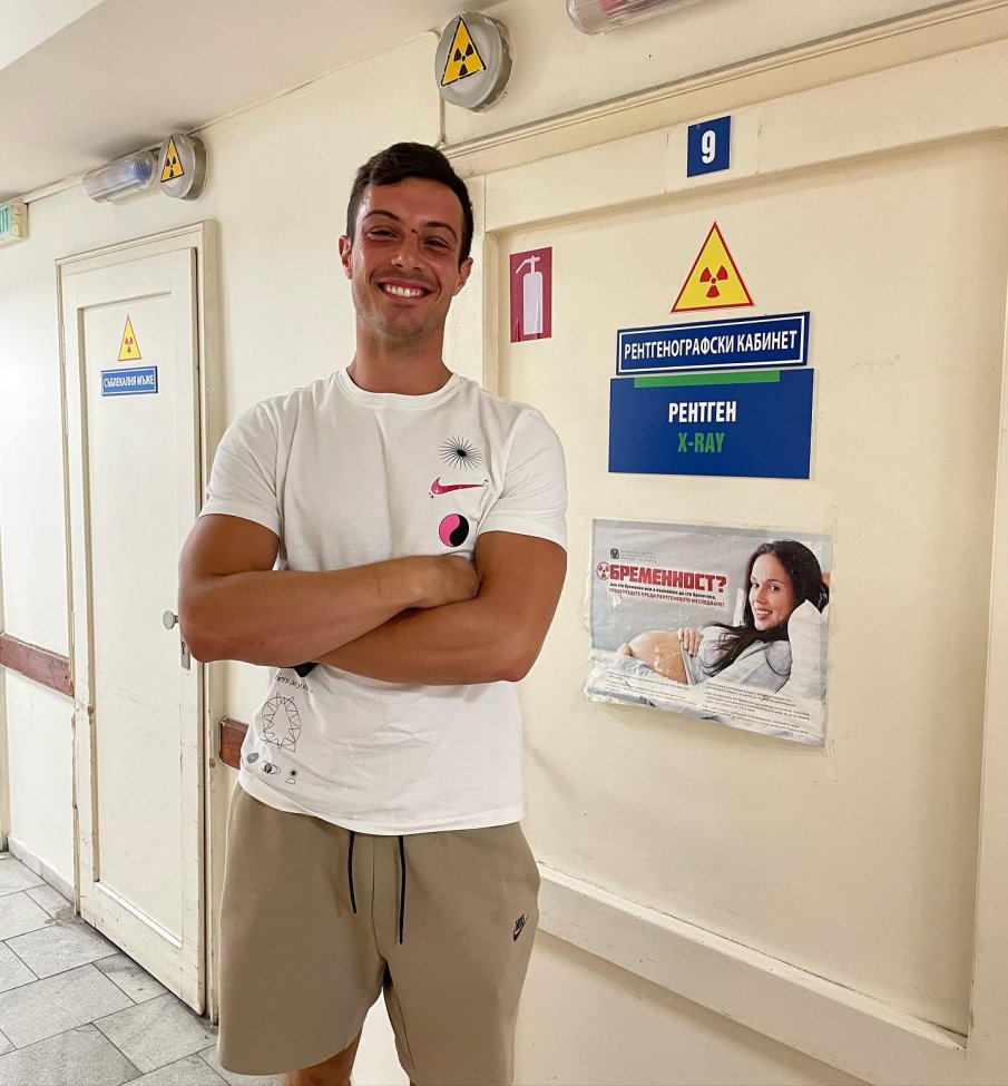 КАРЪК: Филип Буков пак се потроши (СНИМКИ)