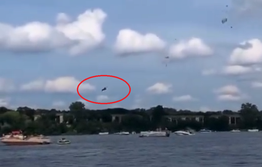 Съветски изтребител МиГ-23 се разби на паркинг в САЩ (ВИДЕО)