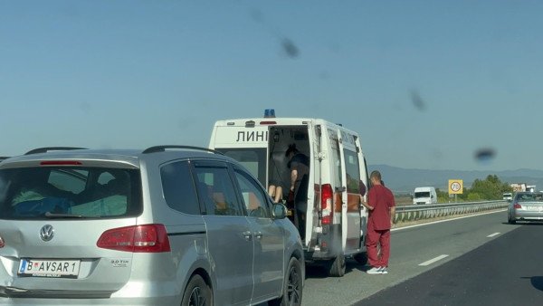 Катастрофа блокира трафика по АМ Тракия край Пловдив