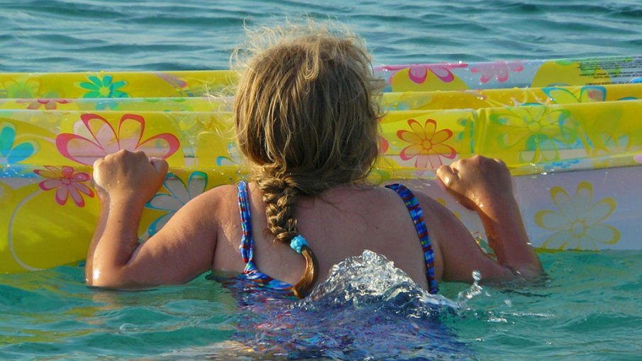 УЖАСЯВАЩА ТРАГЕДИЯ! 8-годишно дете се удави на плаж в Елените