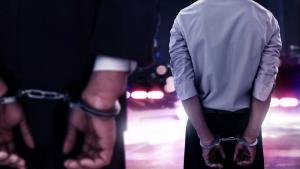 Задържаха двама мигранти в центъра на кюстендилско село